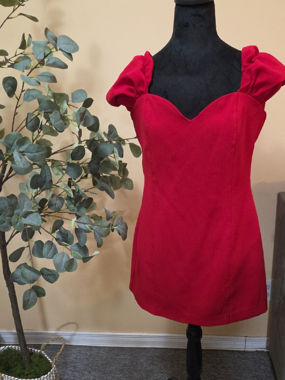 Zara Red Puff-Sleeve Sweetheart Mini Dress